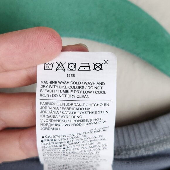 Athleta In Motion Seamless Short Sleeve Athletic Tee Gray sz XXS - Picture 8 of 9